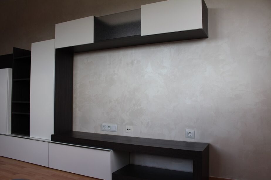 pared salón con mueble de frente